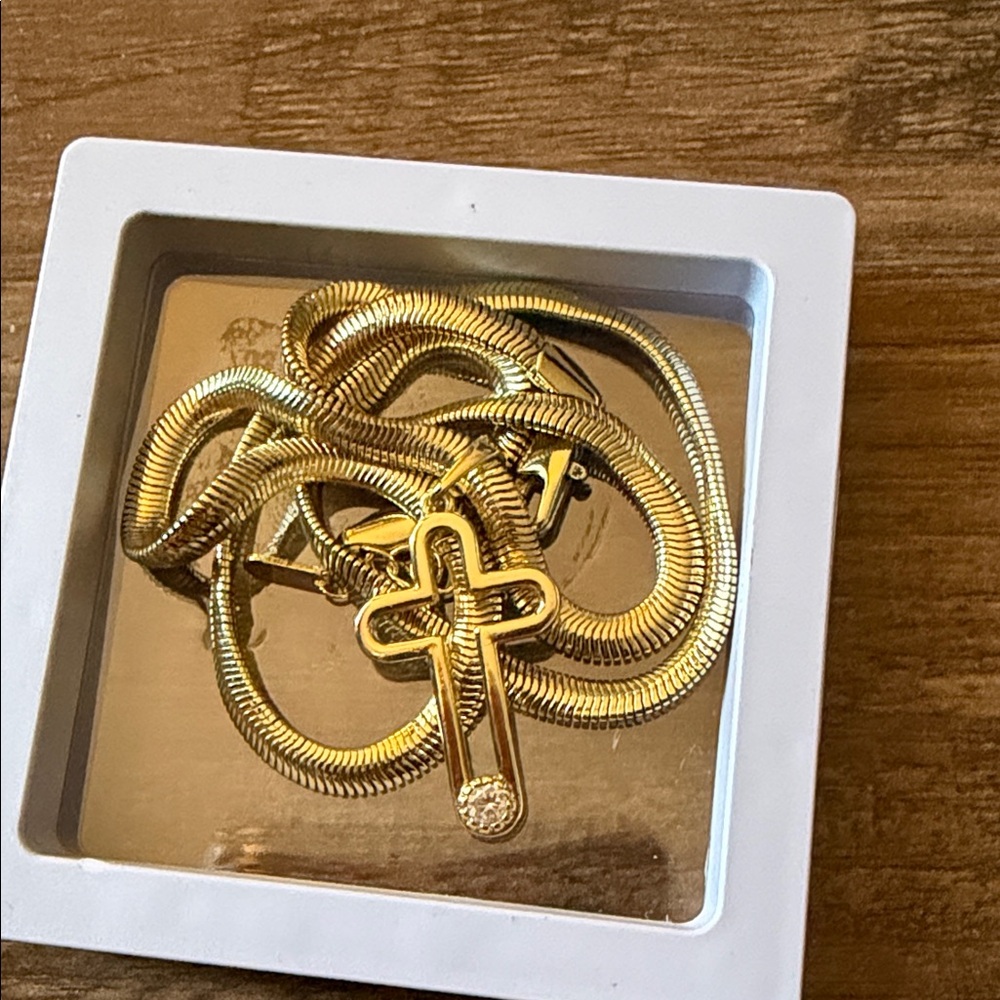 Non tarnish gold plated  Cross Pendant Necklace